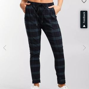Plaid Stretch Cuffed Jogger Pant